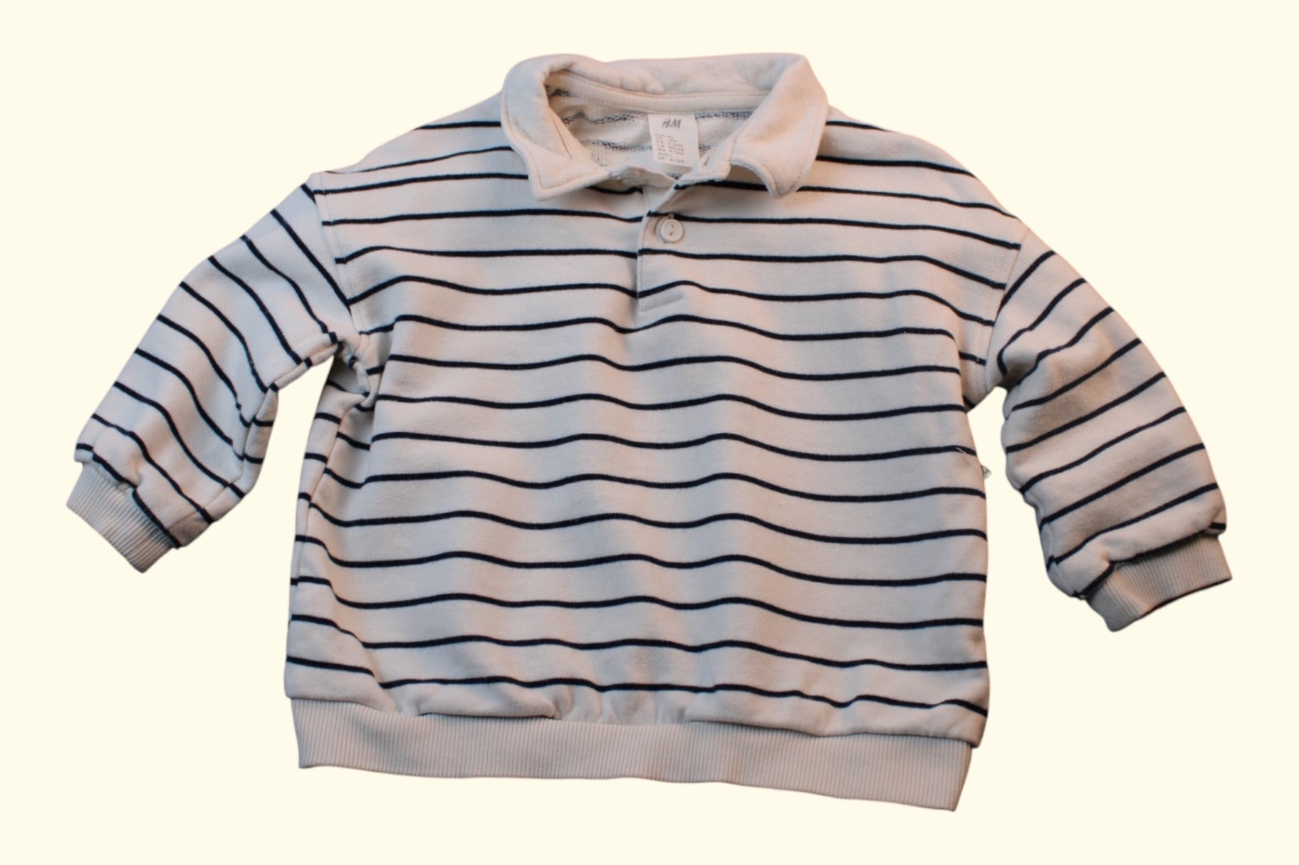 Sweatshirt Hellbeige mit dunkelblauen Streifen
