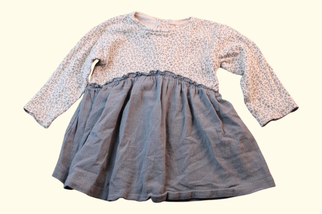 3 Kleid 76/82 Hellgrau und Weiß