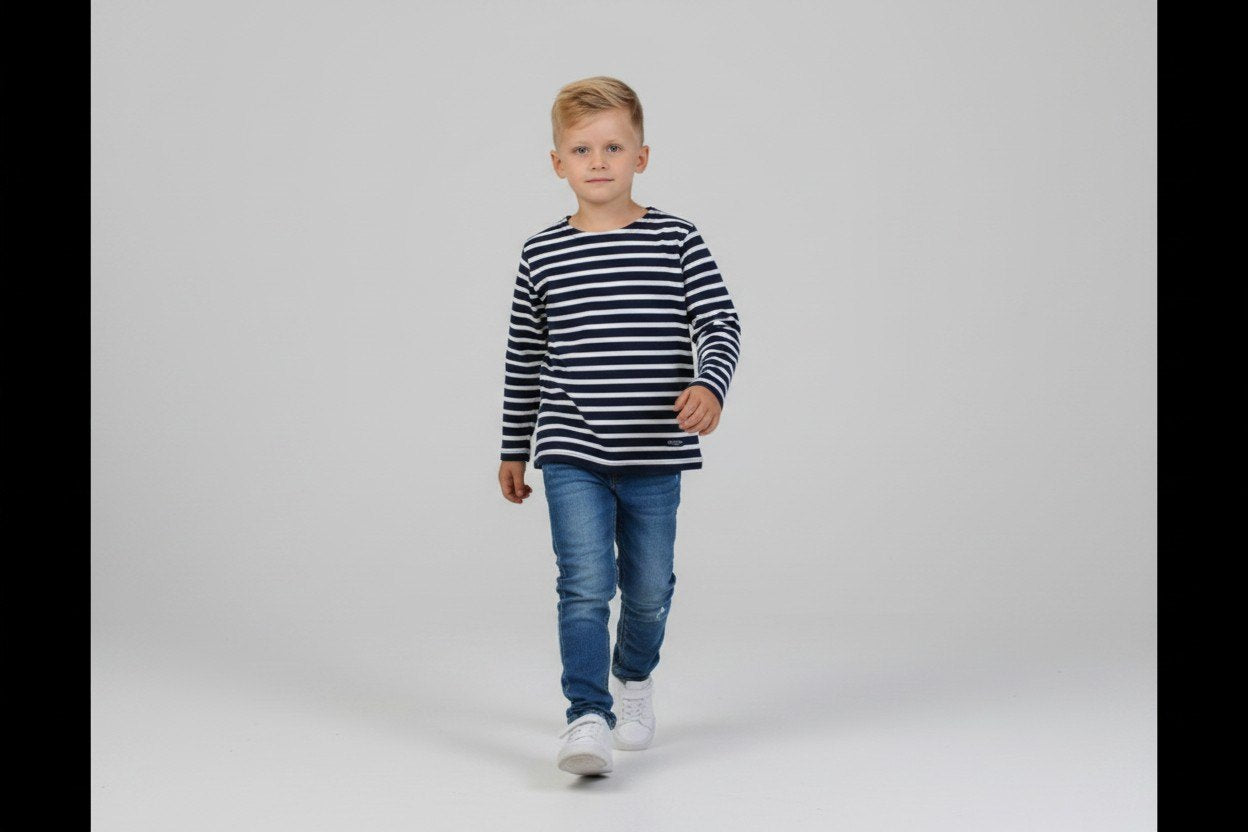 Kategorie 3 Sweatshirt 116 Weiss blau gestreift
