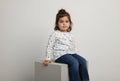 Petit Bateau Sweatshirt 98 Weiß mit bunten Blumenmuster