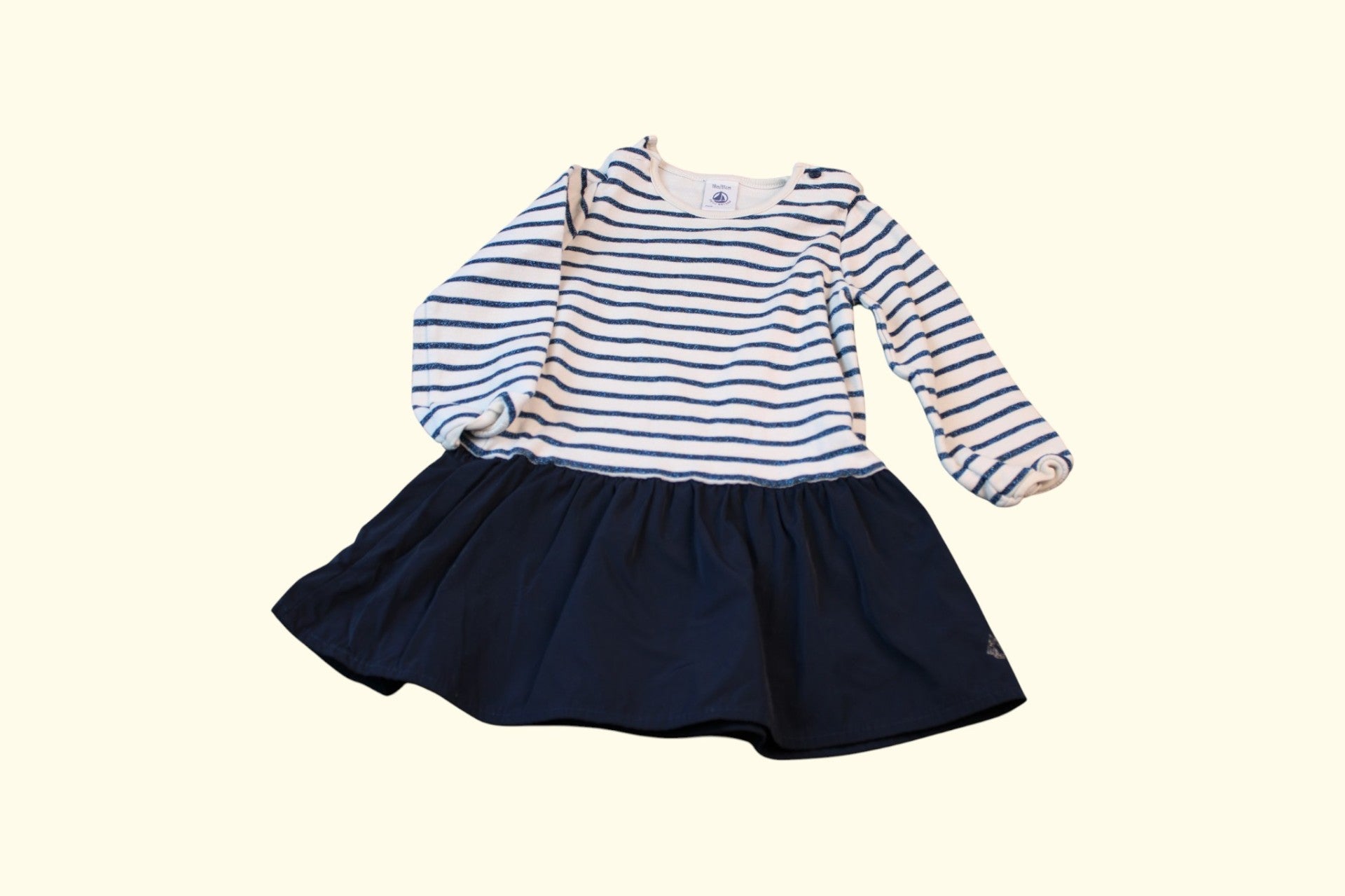 Petit Bateau Kleid 76 Weiß und Marineblau