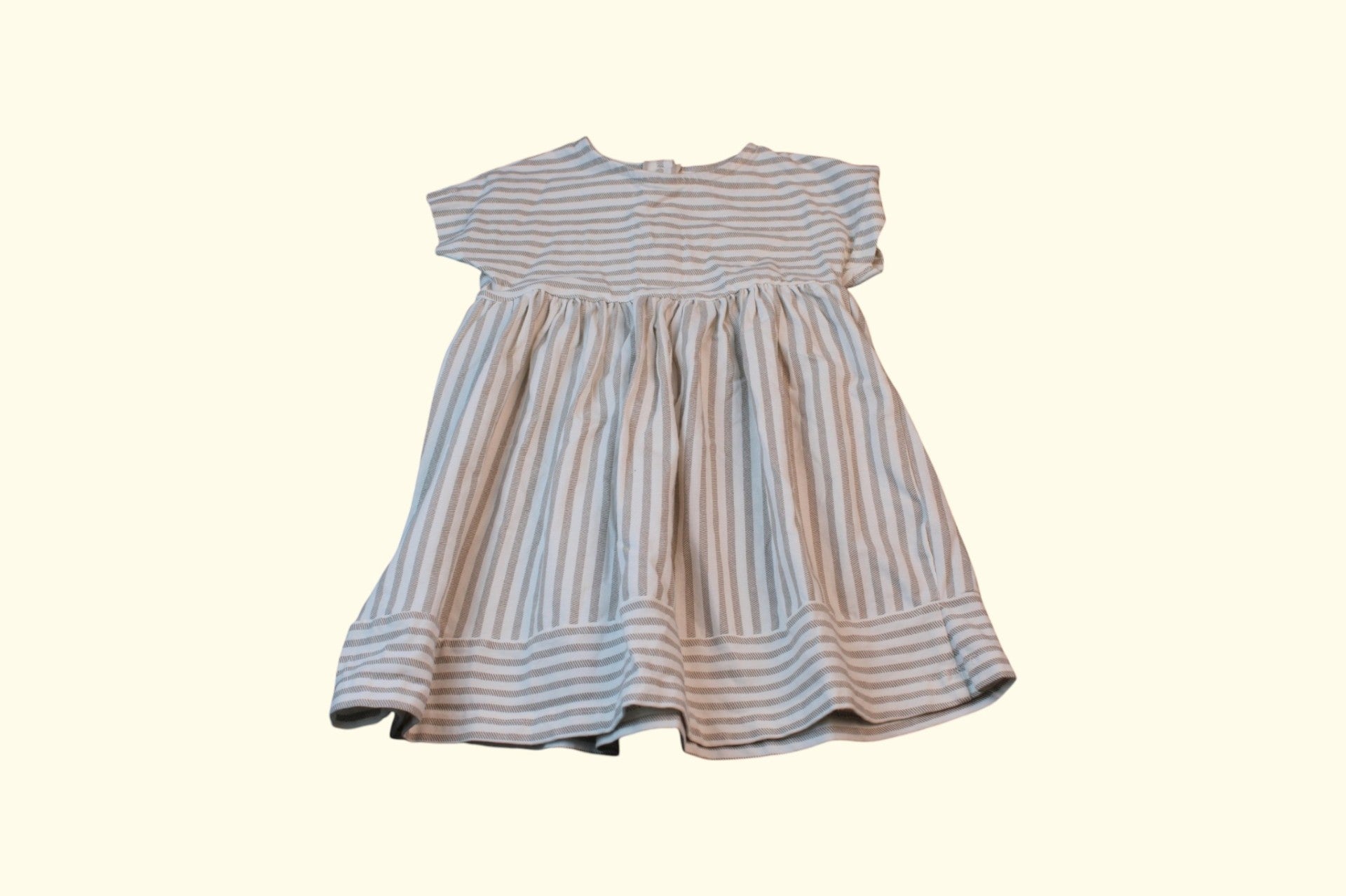 Kleid 80 Grau-weiß gestreift