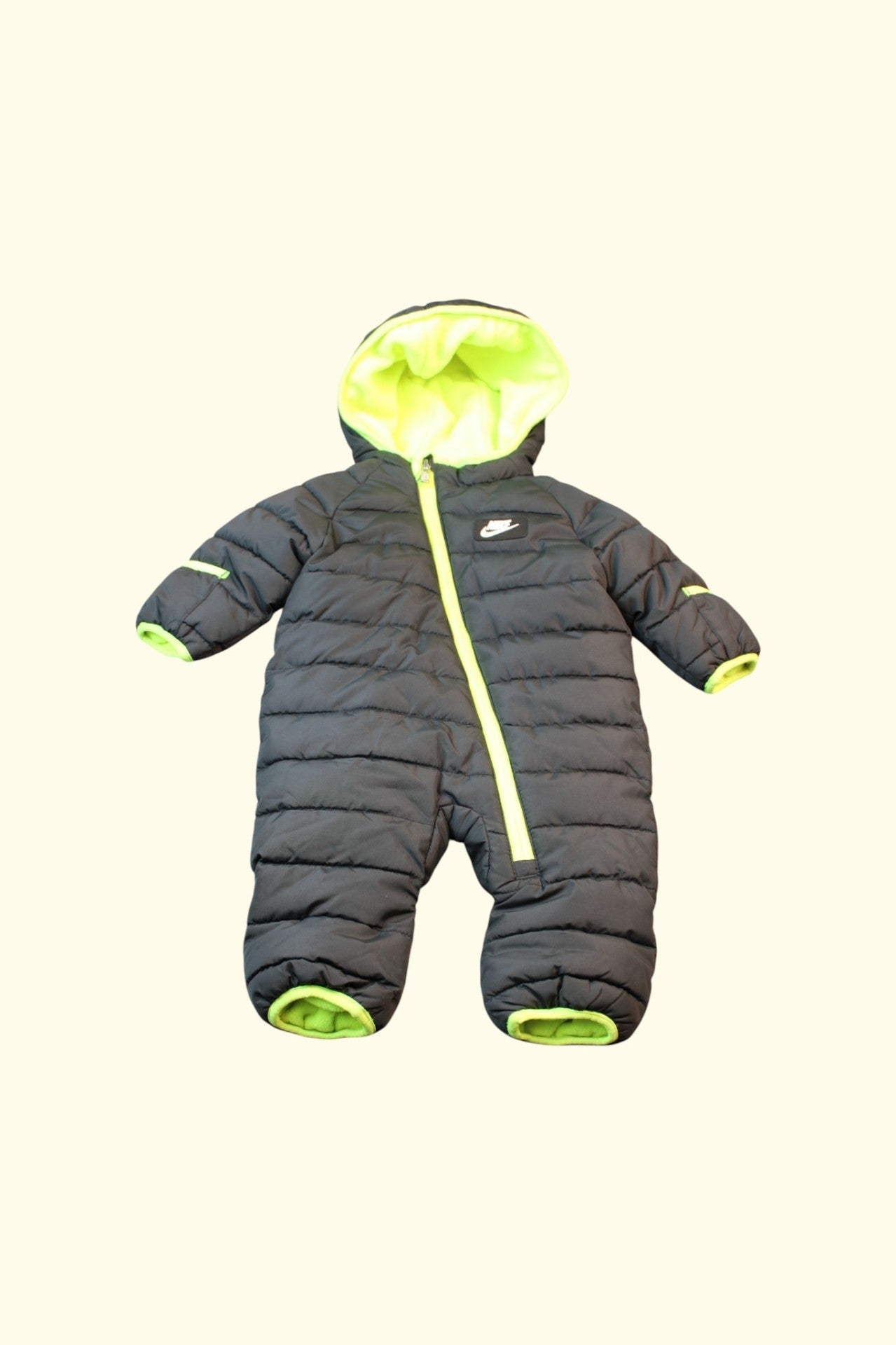 Nike Overall 62 Schwarz mit Neon-Grün